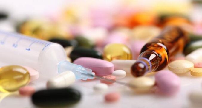 El tratamiento integral de la artrosis incluye la toma de diversos medicamentos.